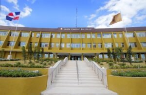 Villa Los Almácigos: la JCE suspende por dos días los servicios de su oficialía