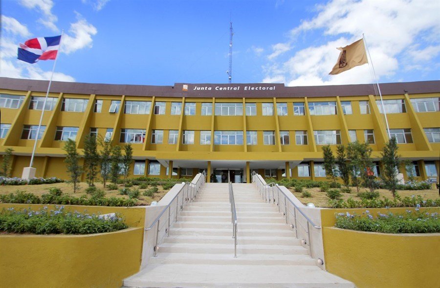 Villa Los Almácigos: la JCE suspende por dos días los servicios de su oficialía