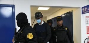 Prisión preventiva para Santiago Hazim se mantiene tras revisión judicial