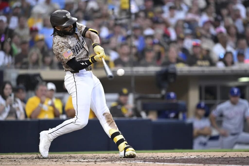 Tatis Jr. recupera el poder justo cuando San Diego se juega el comodín