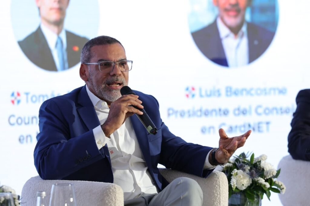 Advierten rezago en pagos digitales mientras persiste la informalidad en pequeños comercios