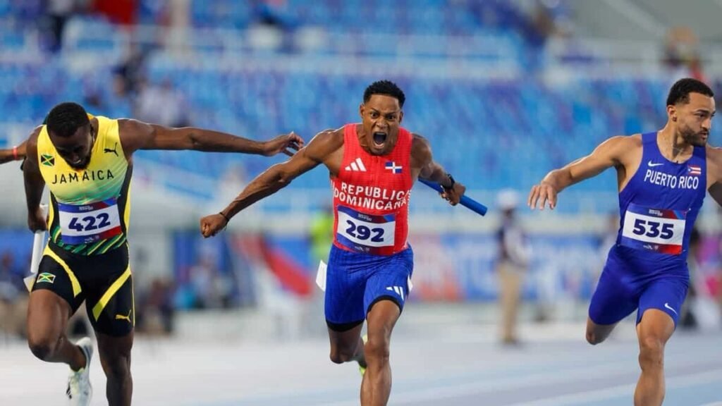 Récord dominicano en el 4x100 masculino y más presión para Santo Domingo 2026