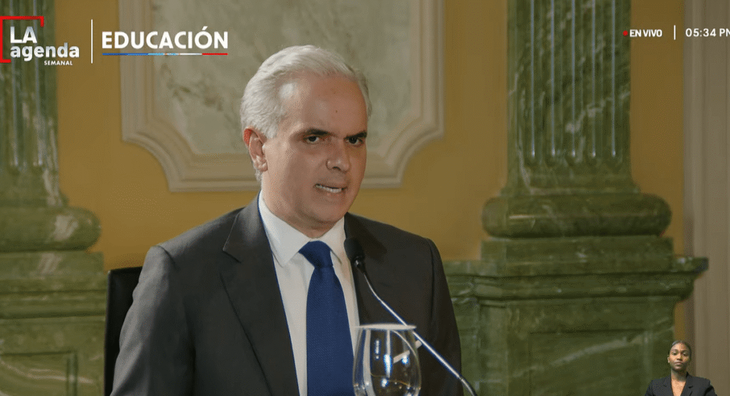 Abinader presenta gasto de RD$1,251 millones en Bono a Mil; mientras Educación vuelve a prometer un inicio escolar “más listo que nunca”
