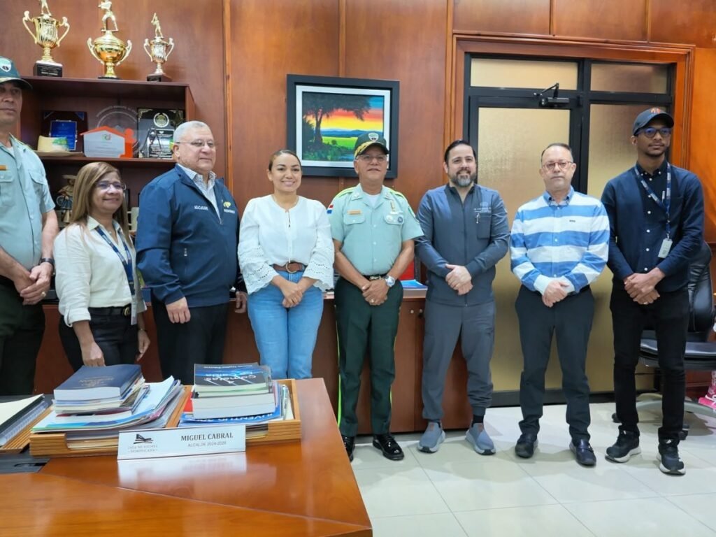 Moca pondrá a prueba un plan piloto de la DIGESETT para ordenar el tránsito escolar