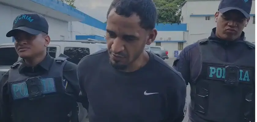 Detienen a César Abreu Juaquín por un robo agravado en Bonao y siguen tras la pista de otros implicados