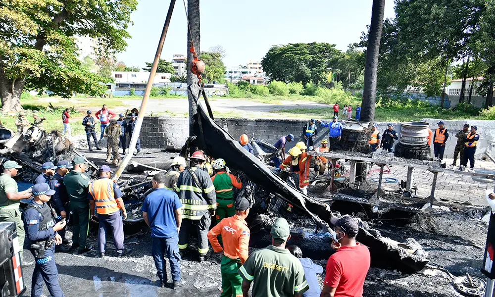 Explosión de tanquero en el Malecón deja dos muertos y paraliza el DN