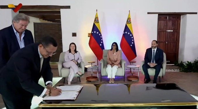 Venezuela y GeoPark sellan por 25 años la operación del bloque Bare y crece la exigencia de control