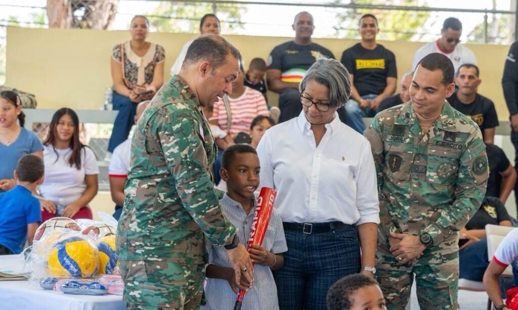 Adeoerd y el ERD activan programa deportivo para 315 hijos de militares bajo foco de seguimiento institucional